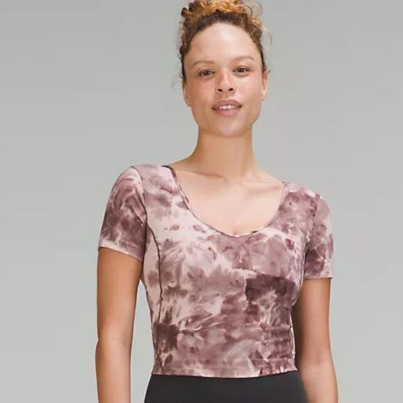 Lululemon Size 10 Berry/Beige Buttery Soft Nulu Align Tee NWT - Picture 1 of 9
